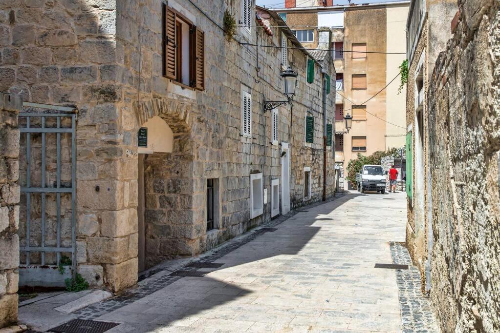 Apartment Diva 1,Stylish Old Town Studio Apartment Near Beach Split