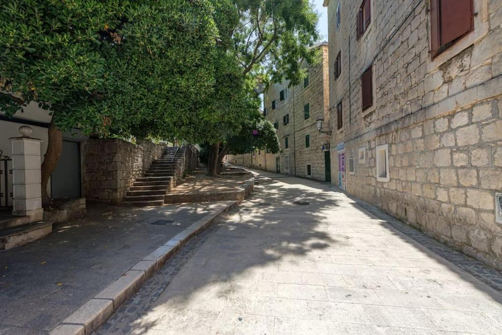 Diva 1,Stylish Old Town Studio Apartment Near Beach *