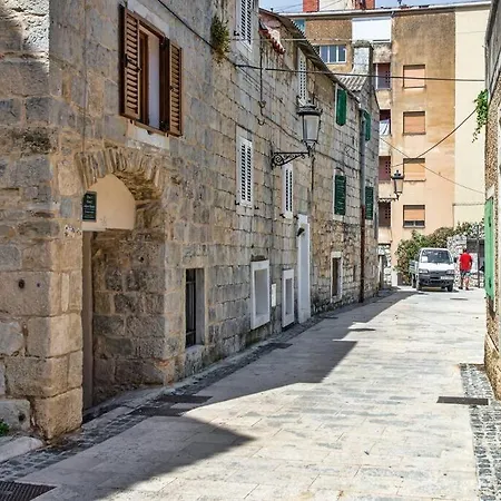 Diva 1,Stylish Old Town Studio Apartment Near Beach Split Exterior photo